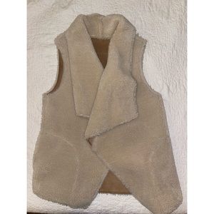 Plush shearling reversible vest jacket